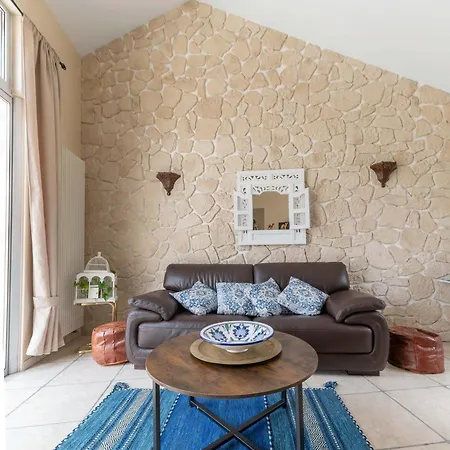 La Petite Maison